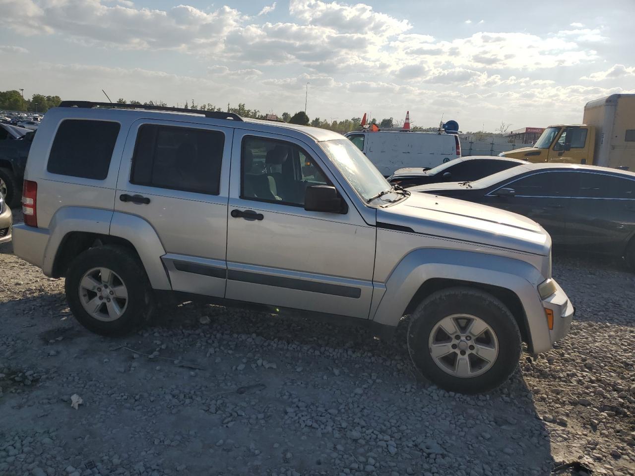 2010 Jeep Liberty Sport - Фото 4