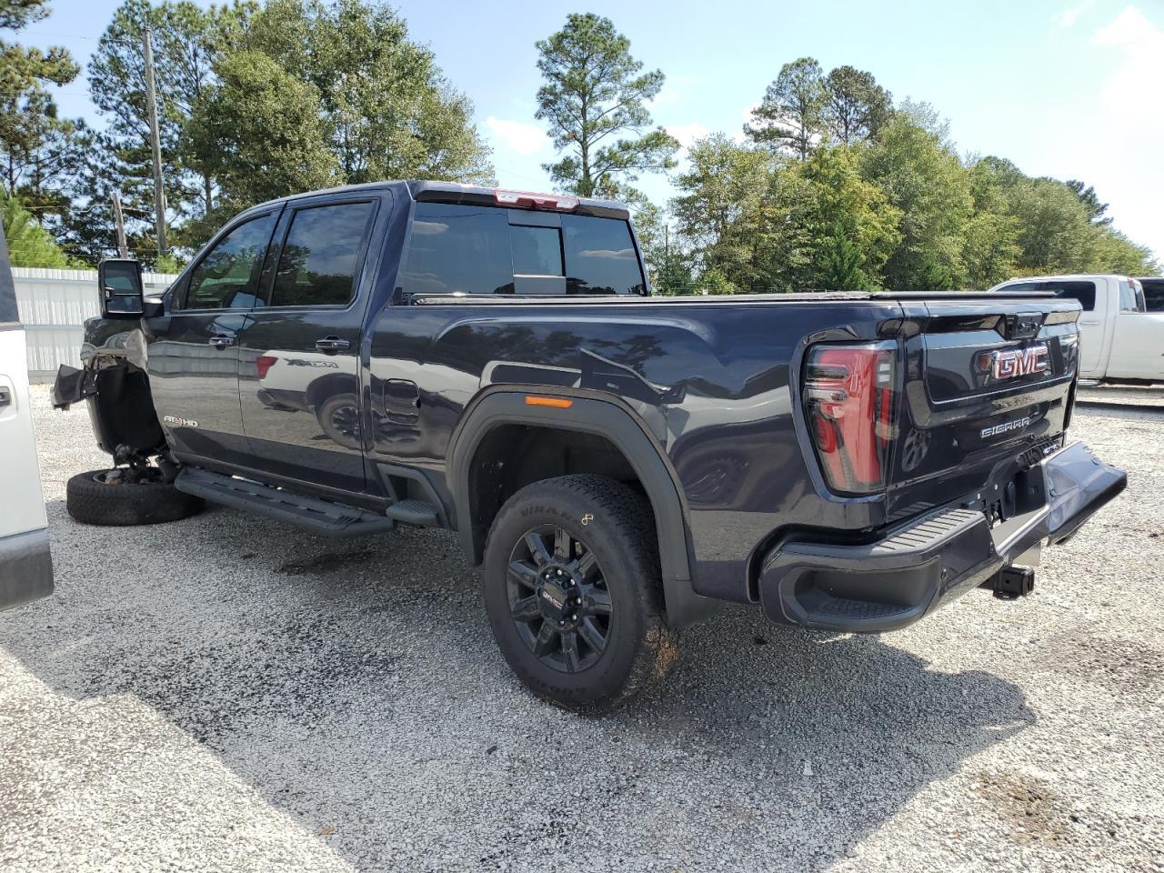 2024 GMC Sierra K2500 At4 - Фото 2