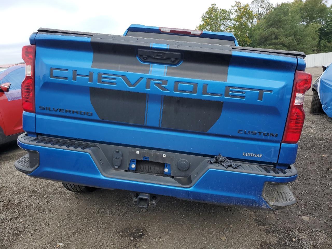 2024 Chevrolet Silverado K1500 Custom - Фото 6
