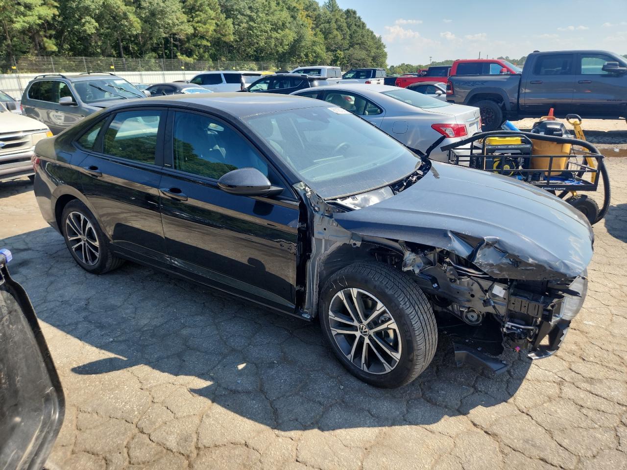 2025 Volkswagen Jetta Sport - Фото 4