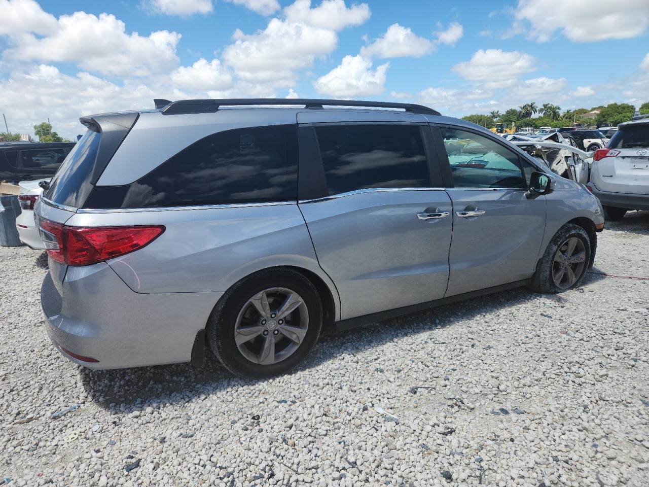 2019 Honda Odyssey Exl - Image 3