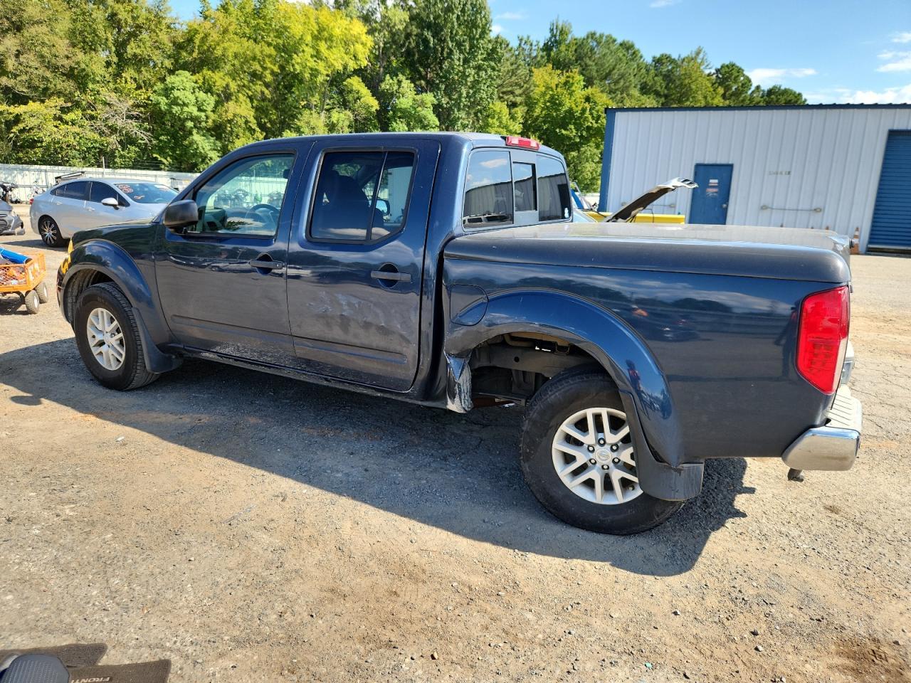 2018 Nissan Frontier S - Image 2