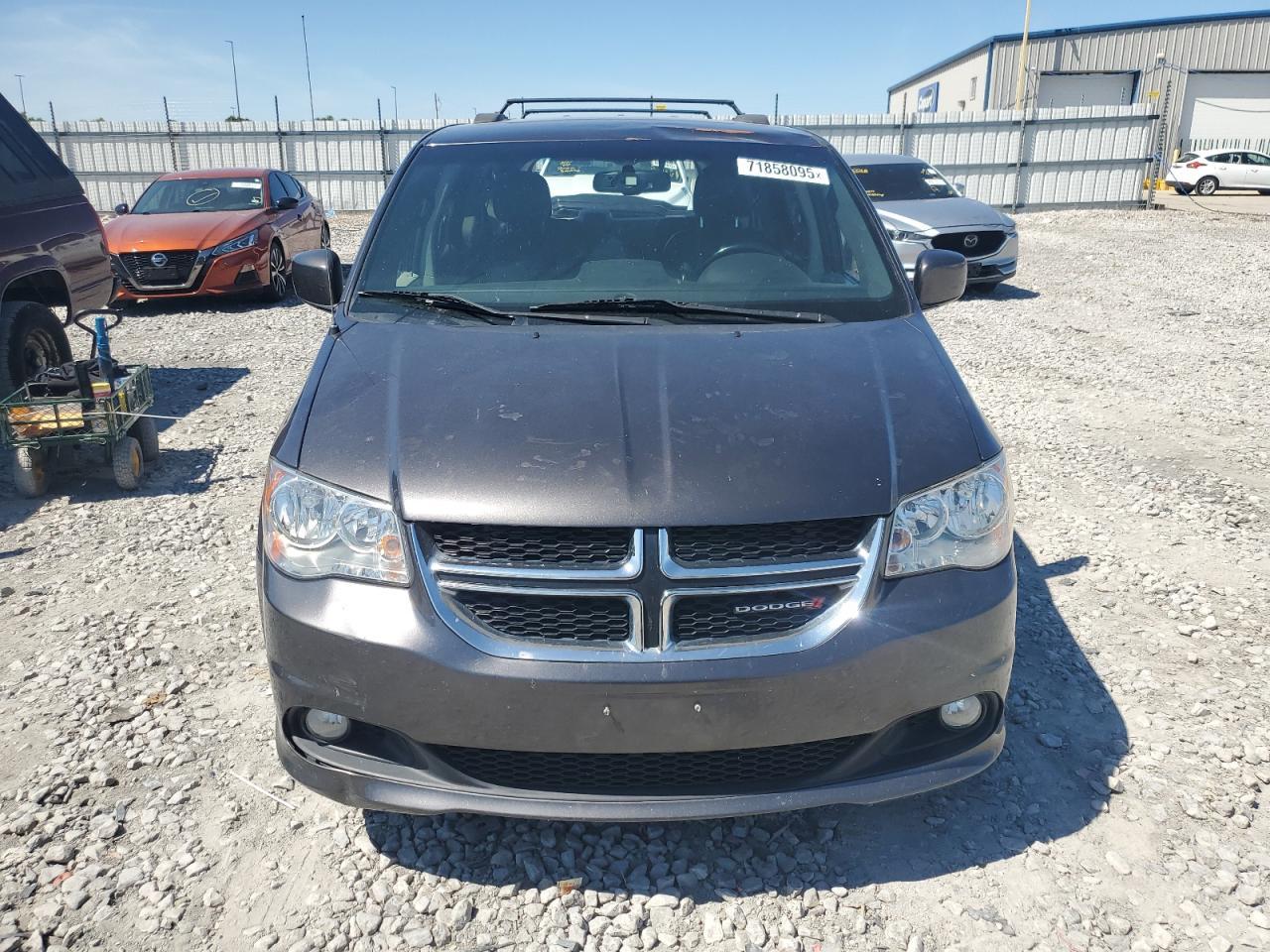 2017 Dodge Grand Caravan Sxt - Image 5