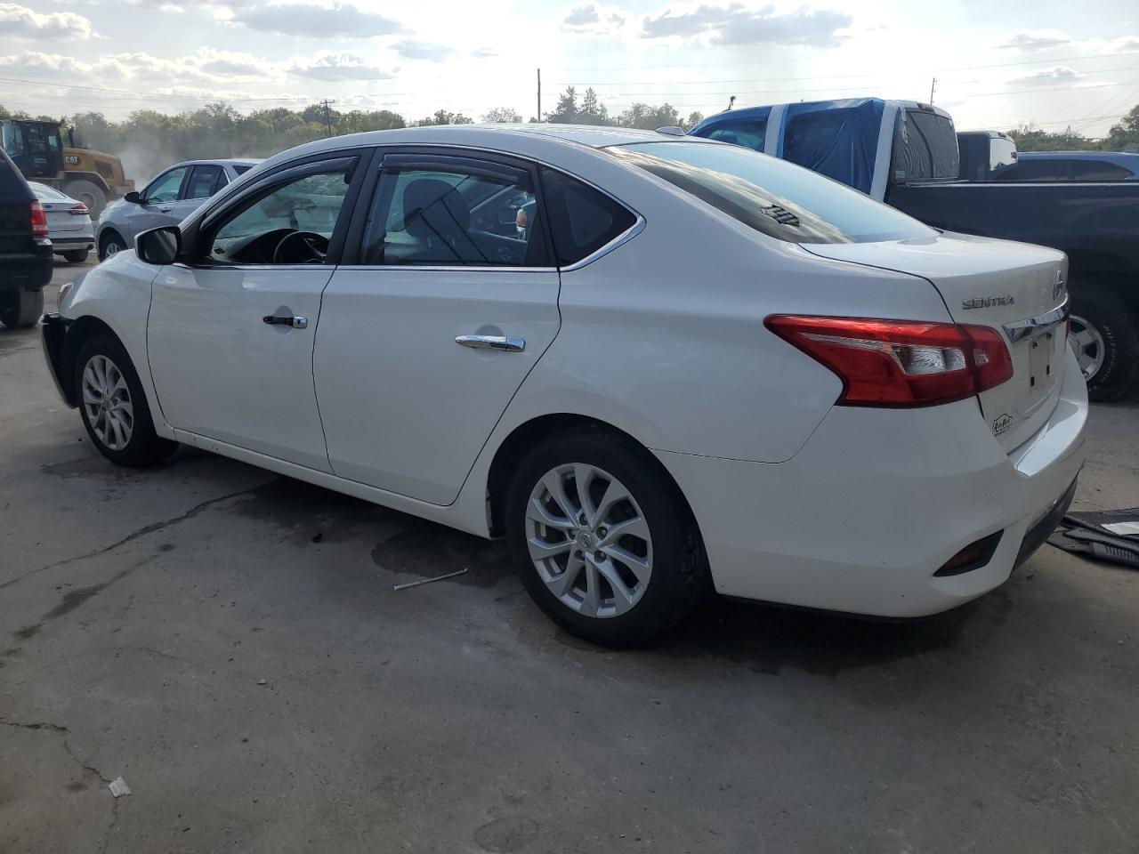 2018 Nissan Sentra S - Фото 2