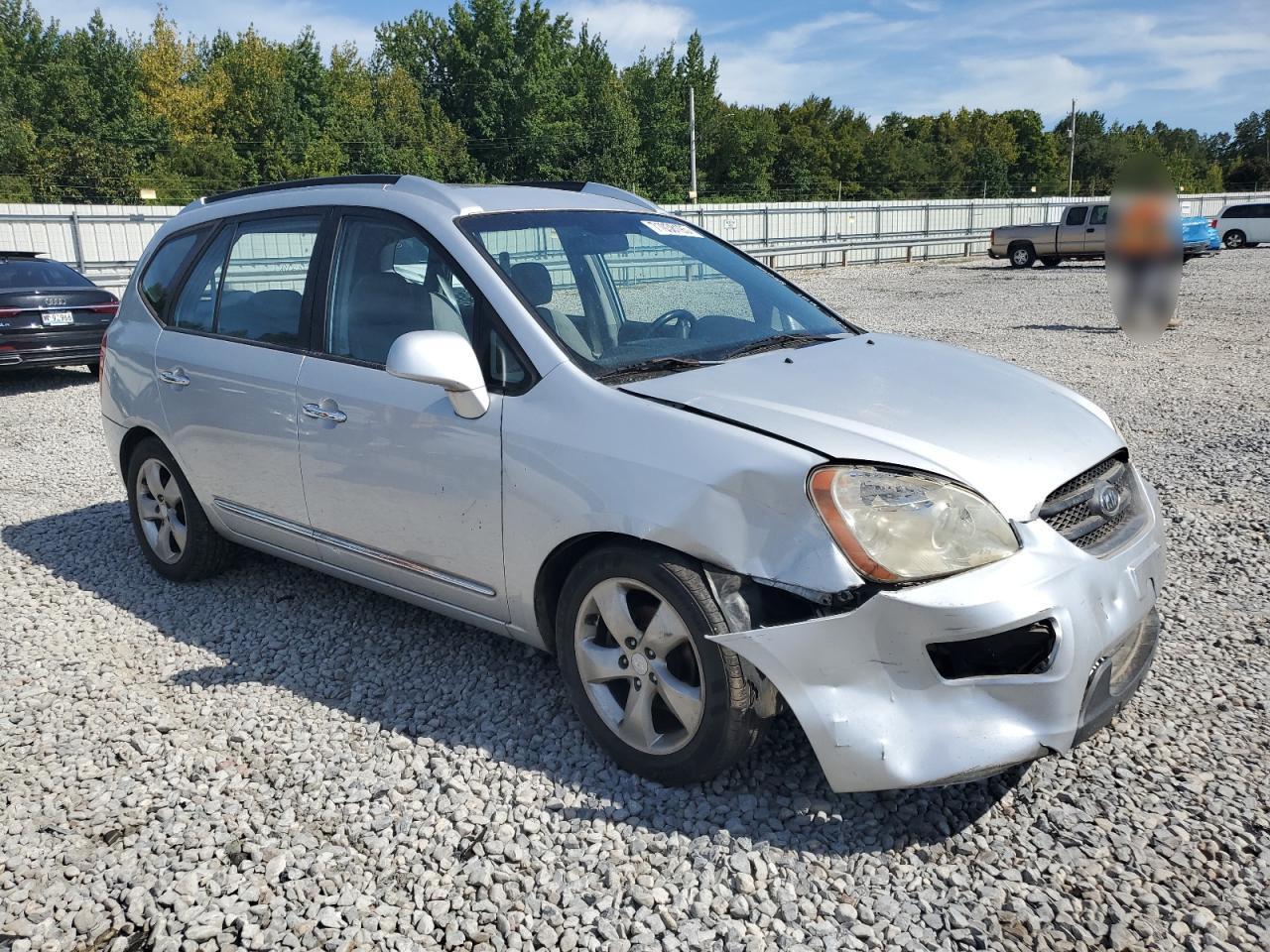 2007 Kia Rondo Lx - Фото 4