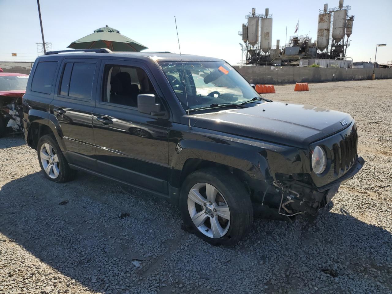 2014 Jeep Patriot Latitude - Фото 4