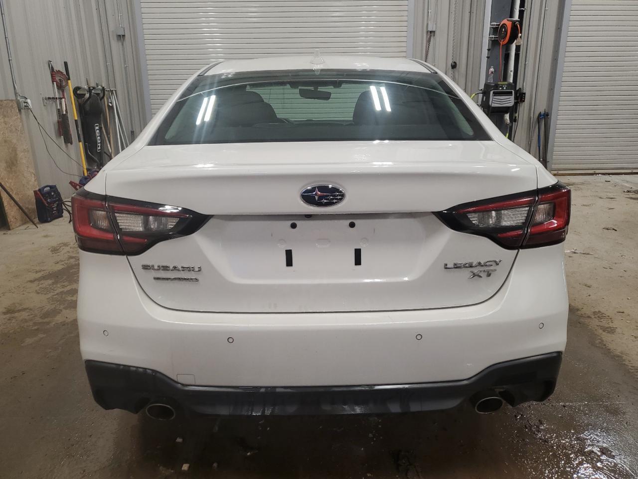 2022 Subaru Legacy Limited Xt - Image 6