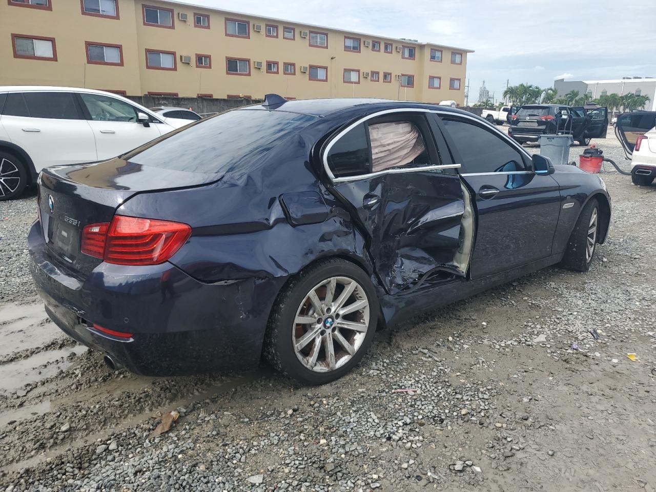 2014 BMW 535 I - Фото 3