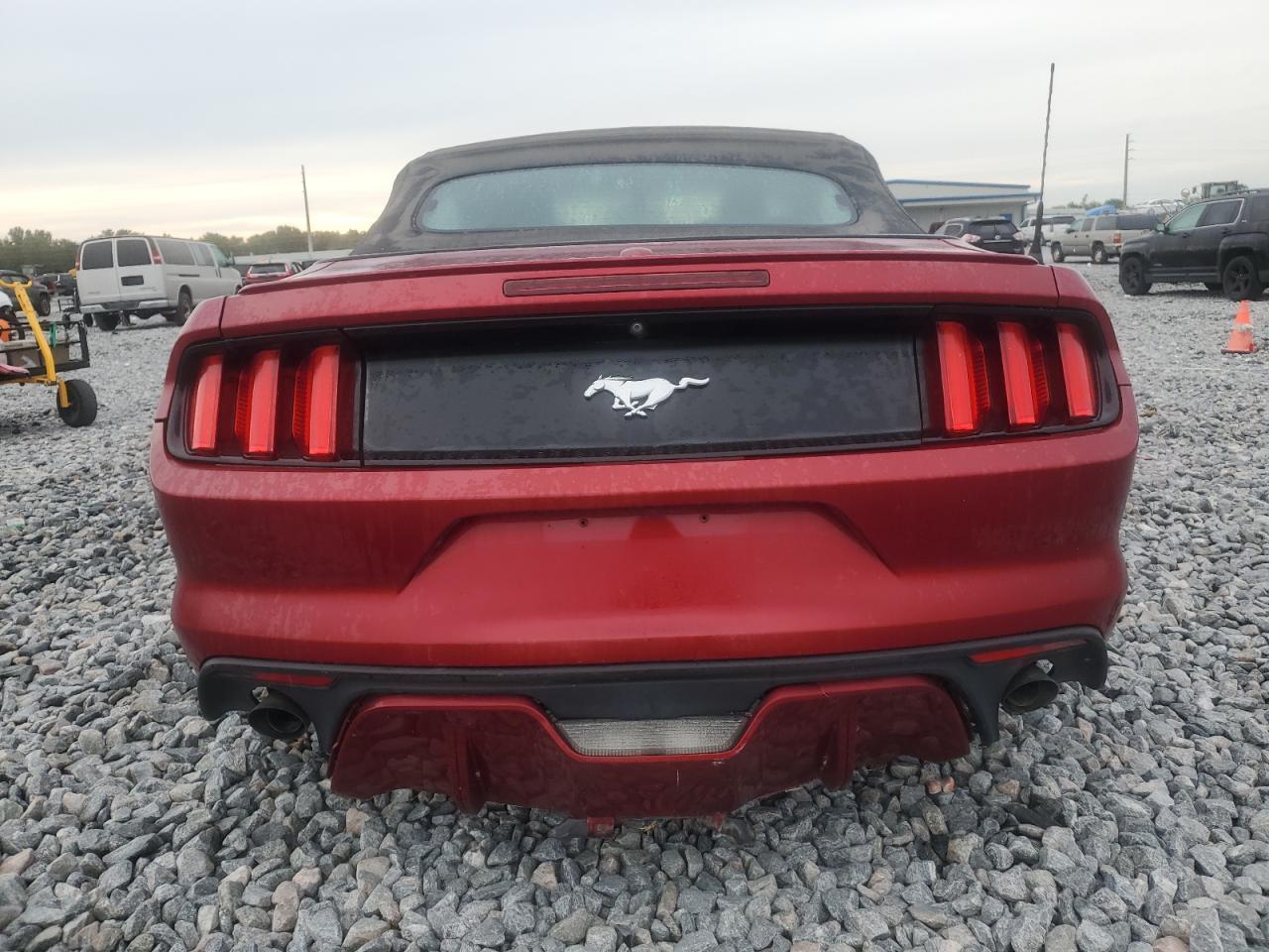 2016 Ford Mustang - Фото 6