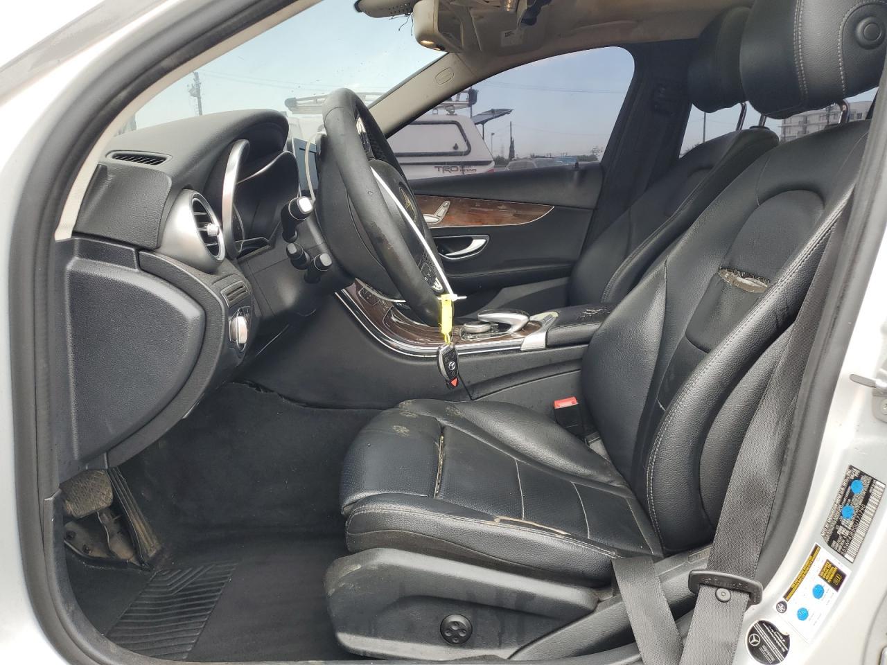 2016 Mercedes-Benz C 300 - Image 7