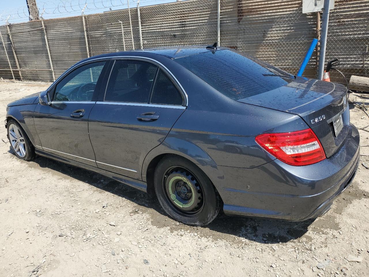 2014 Mercedes-Benz C 250 - Фото 2