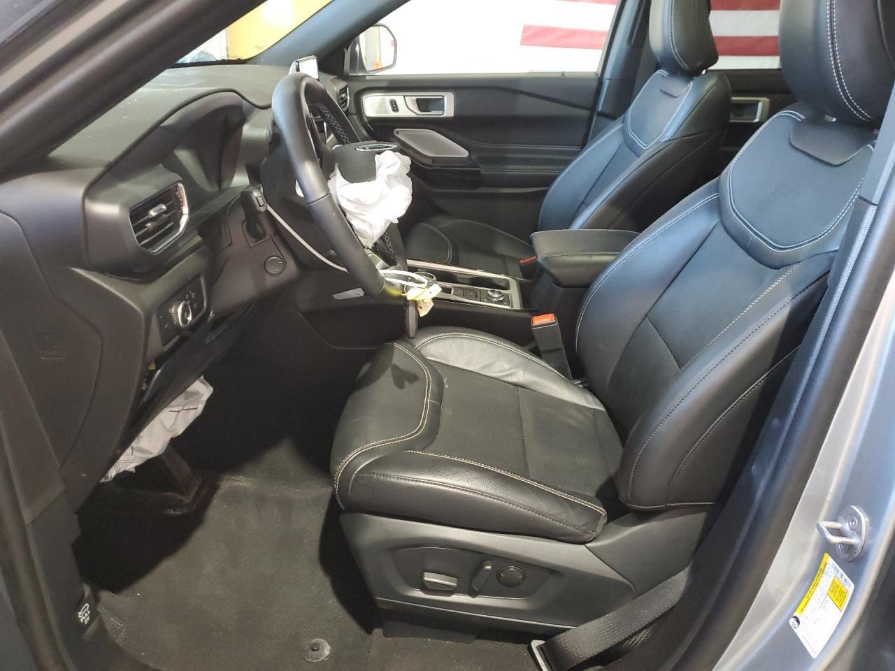 2023 Ford Explorer St - Image 7