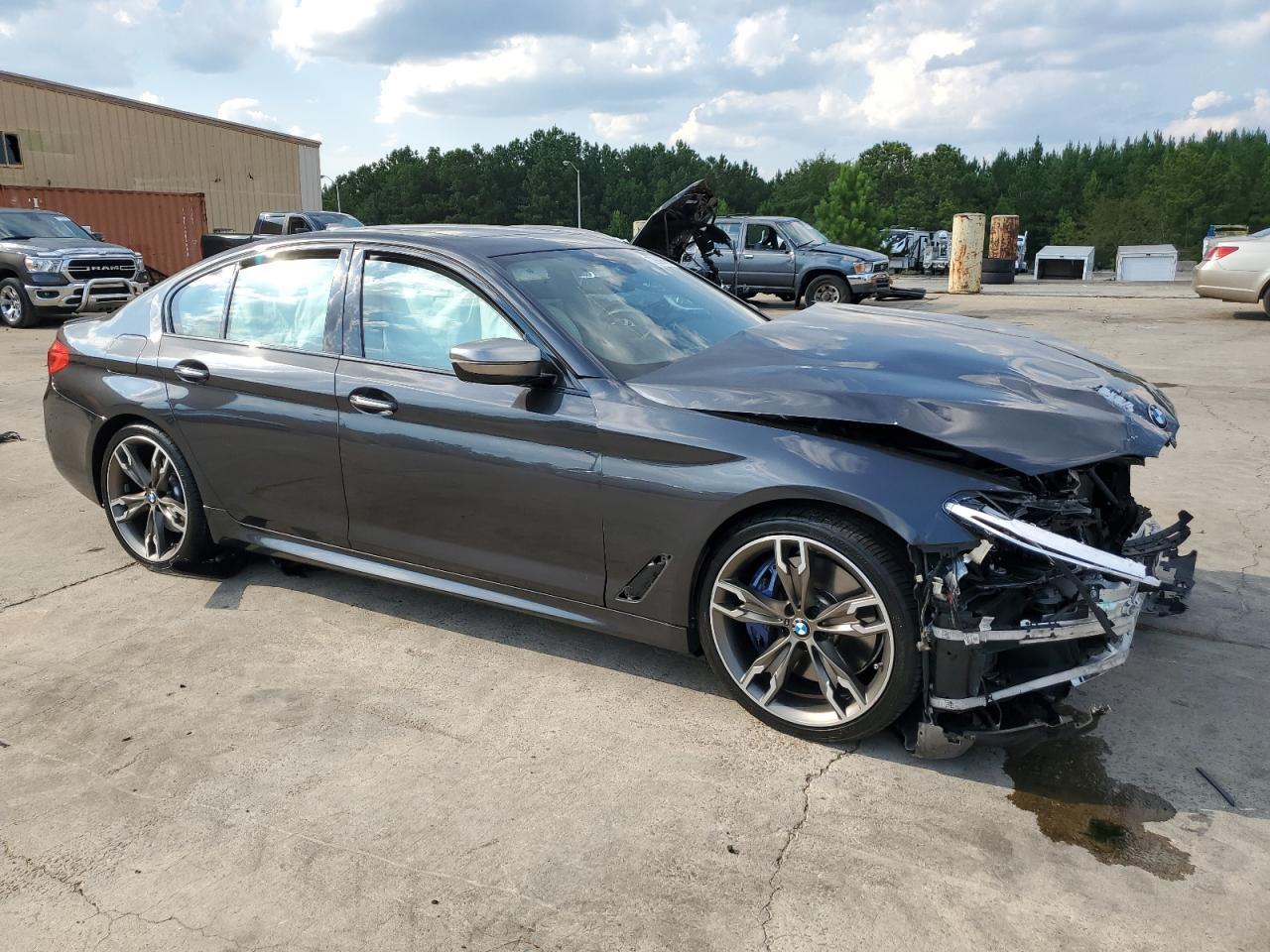 2018 BMW M550Xi - Image 4