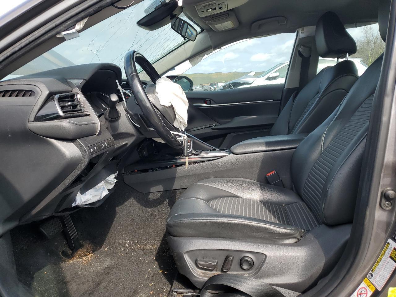 2019 Toyota Camry L - Фото 7