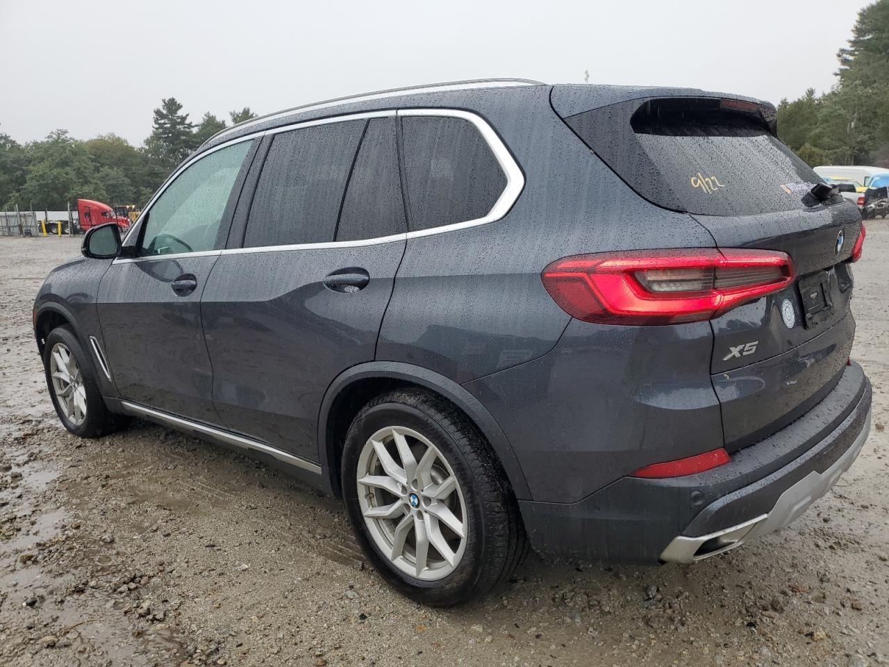 2019 BMW X5 xDrive40I - Фото 2