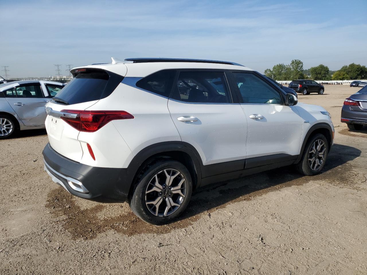 2022 Kia Seltos Ex - Фото 3