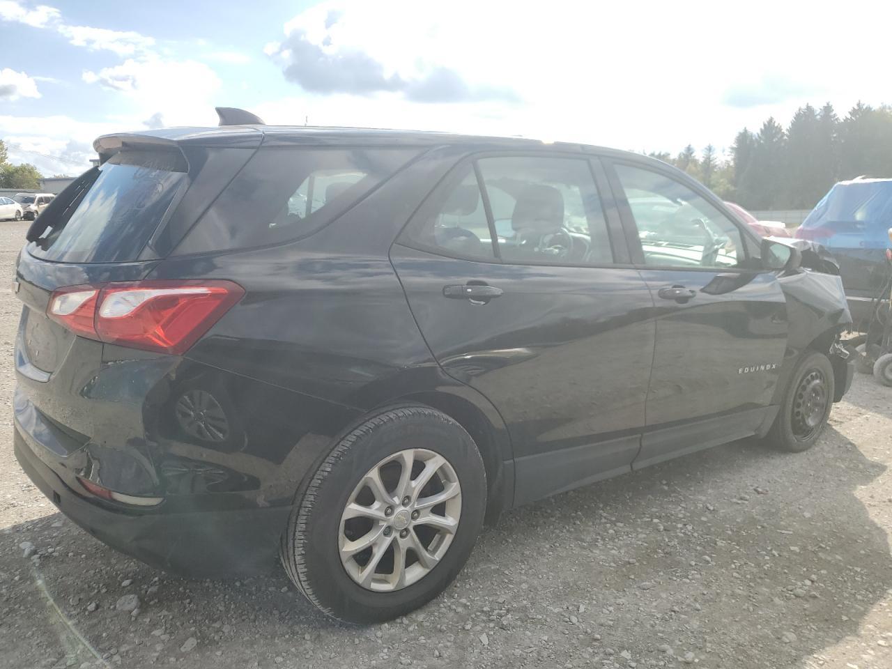 2019 Chevrolet Equinox Ls - Image 3
