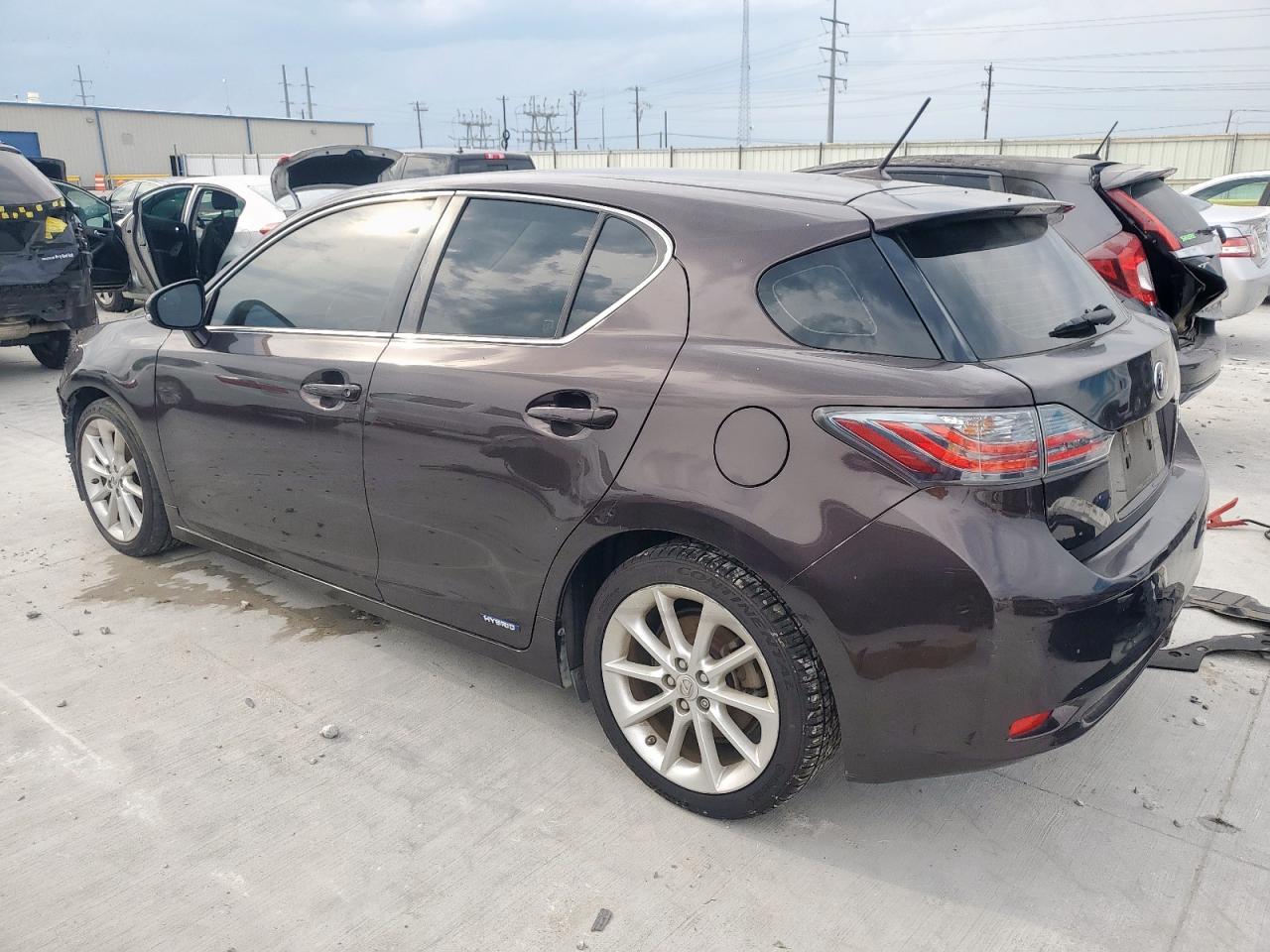 2012 Lexus Ct 200 - Image 2