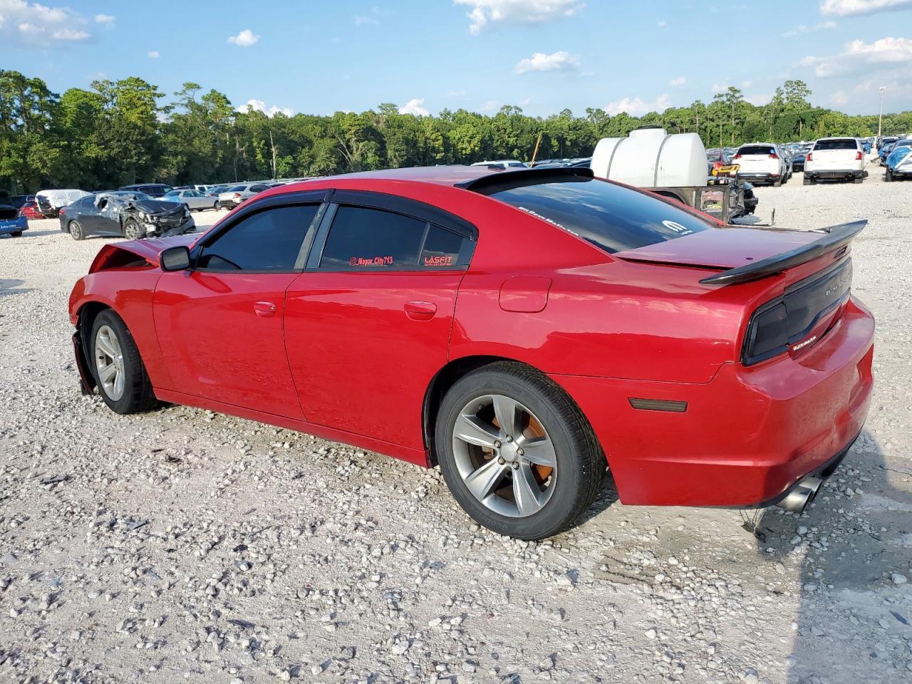 2012 Dodge Charger Sxt - Image 2
