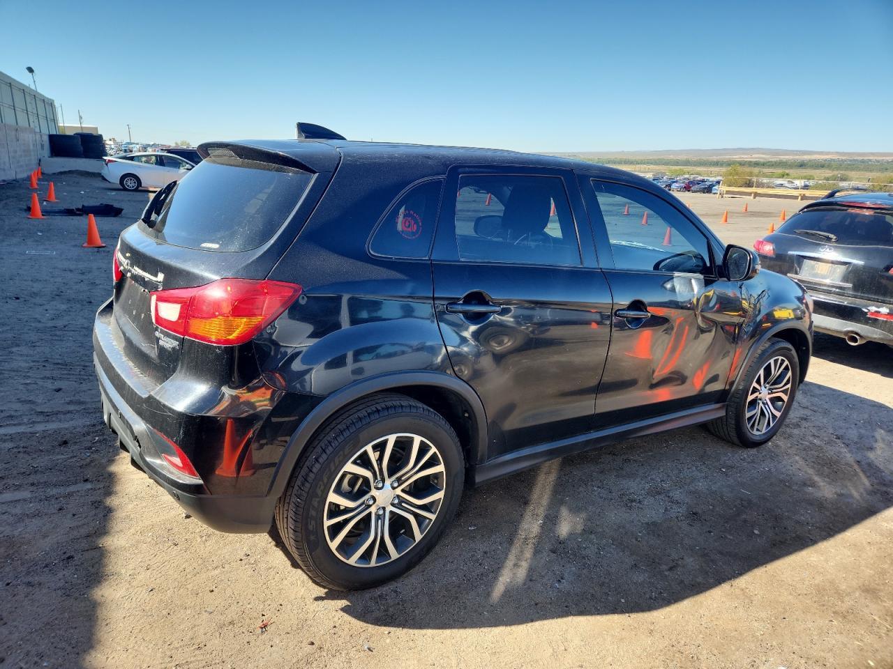 2018 Mitsubishi Outlander Sport Es - Фото 3