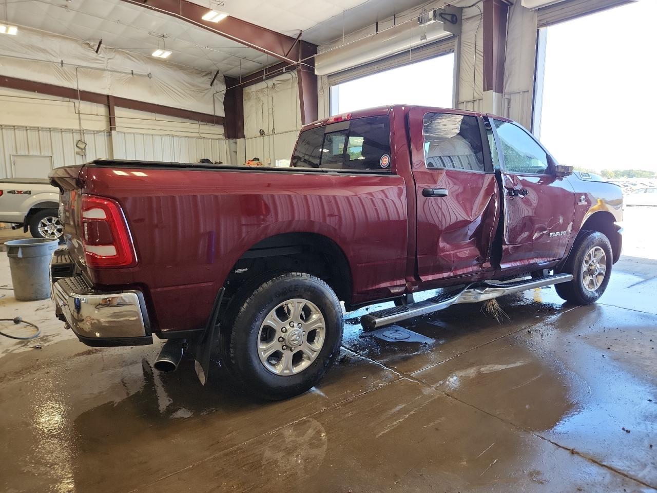 2022 Ram 3500 Big Horn/Lone Star - Фото 3