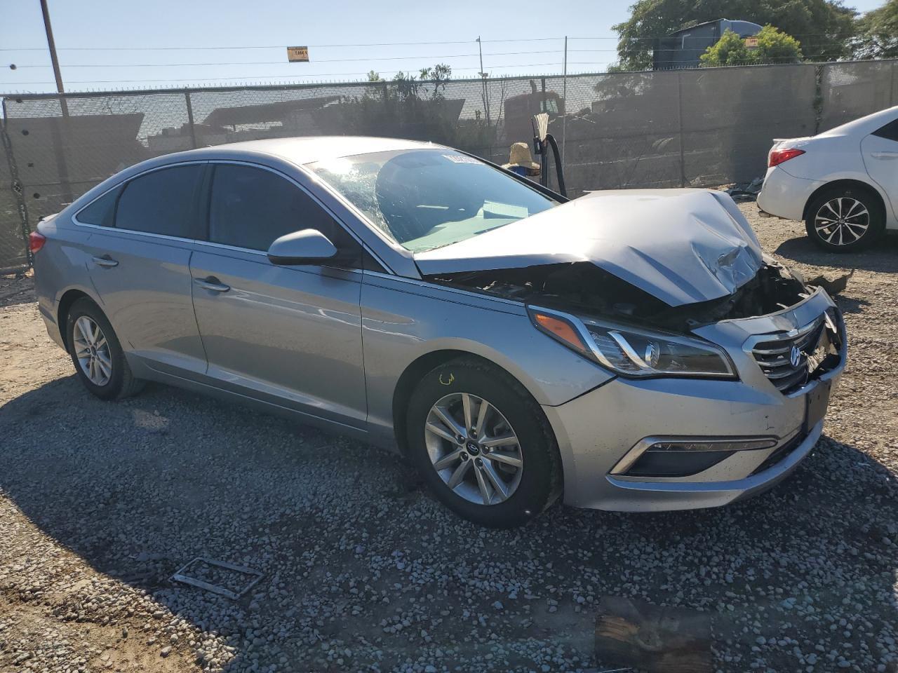 2015 Hyundai Sonata Se - Image 4