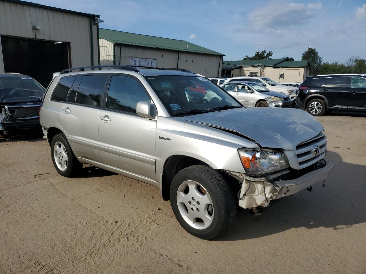 2005 Toyota Highlander Limited - Image 4