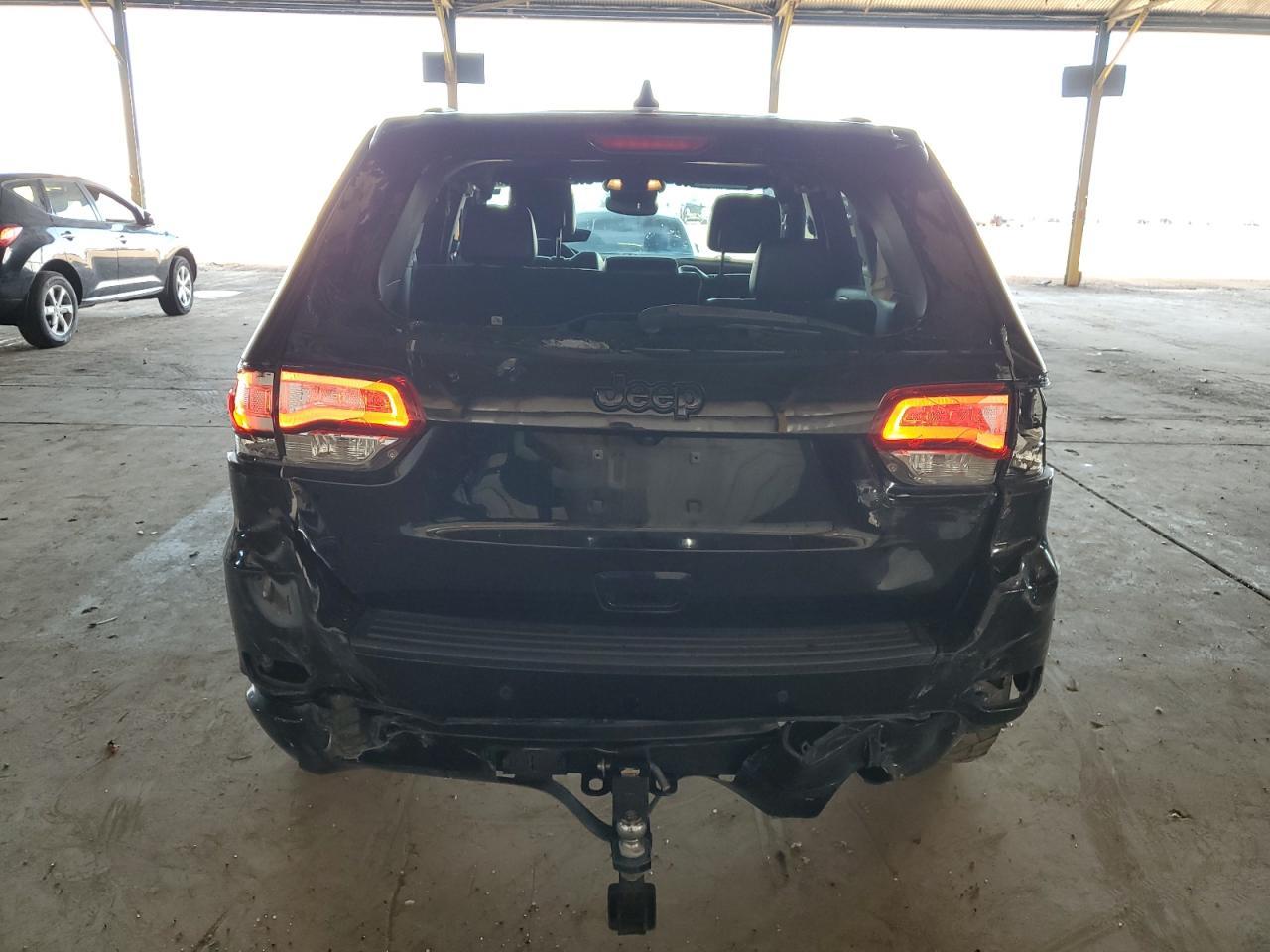 2022 Jeep Grand Cherokee Laredo E - Фото 6