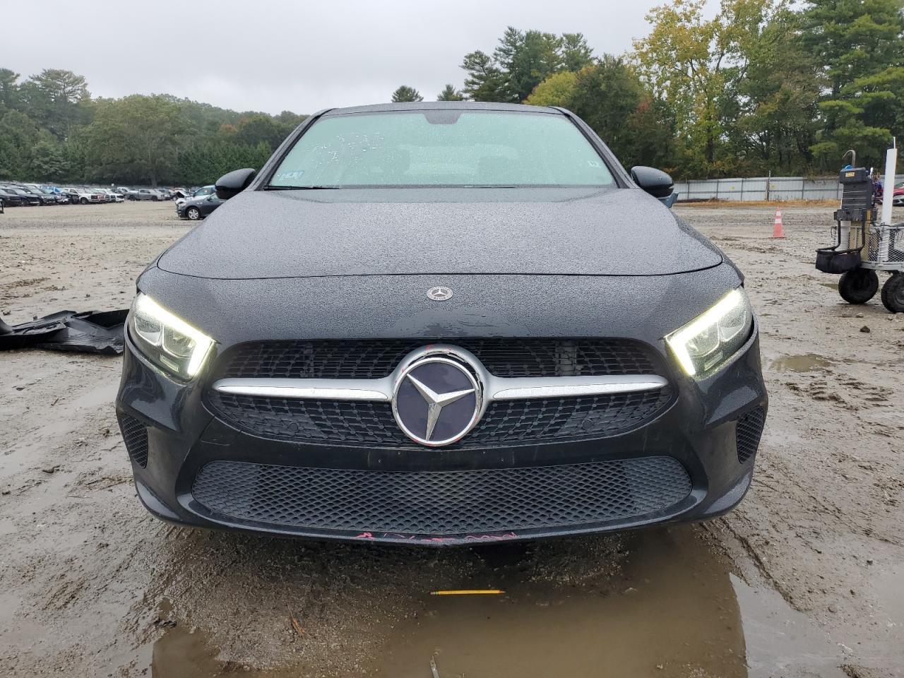 2019 Mercedes-Benz A 220 4Matic - Image 5