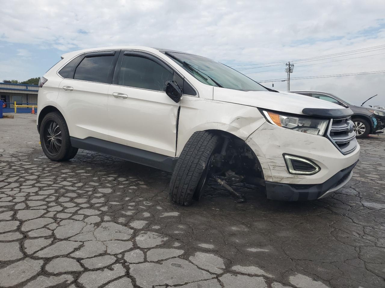 2017 Ford Edge Titanium - Фото 4