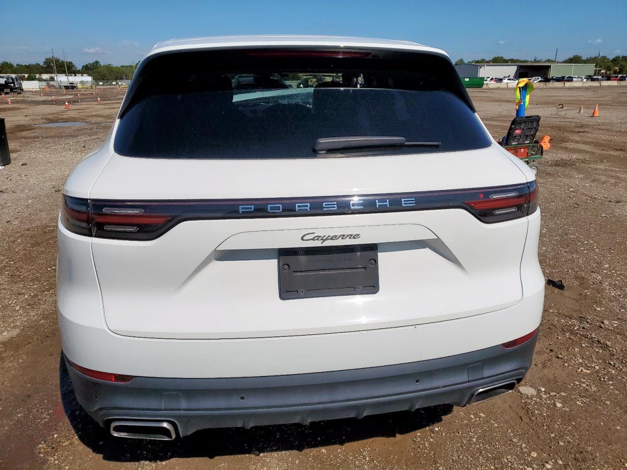 2019 Porsche Cayenne - Image 6