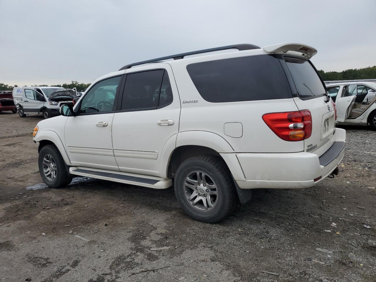 2004 Toyota Sequoia Limited - Фото 2