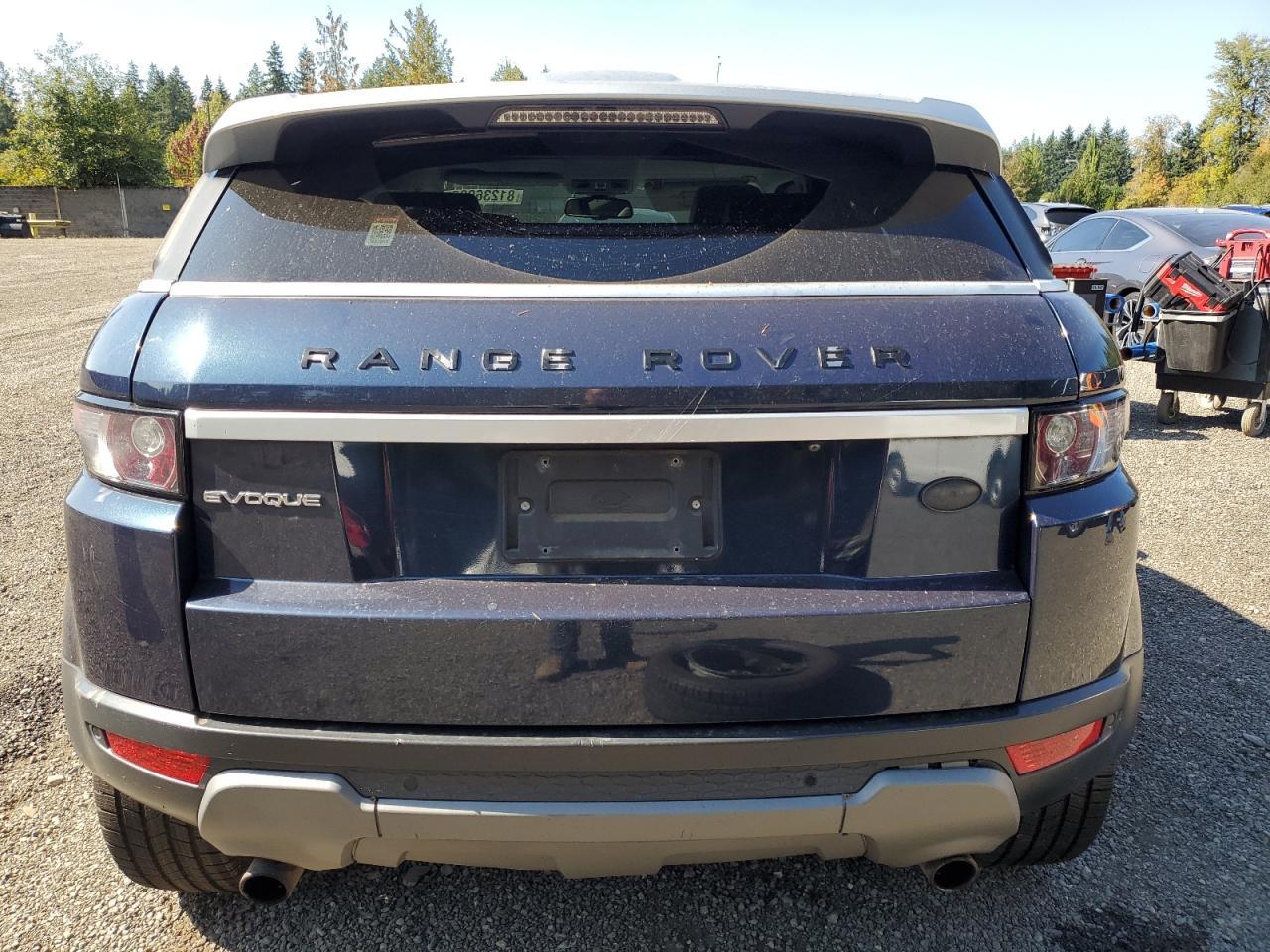 2013 Land Rover Range Rover Evoque Prestige Premium - Image 6