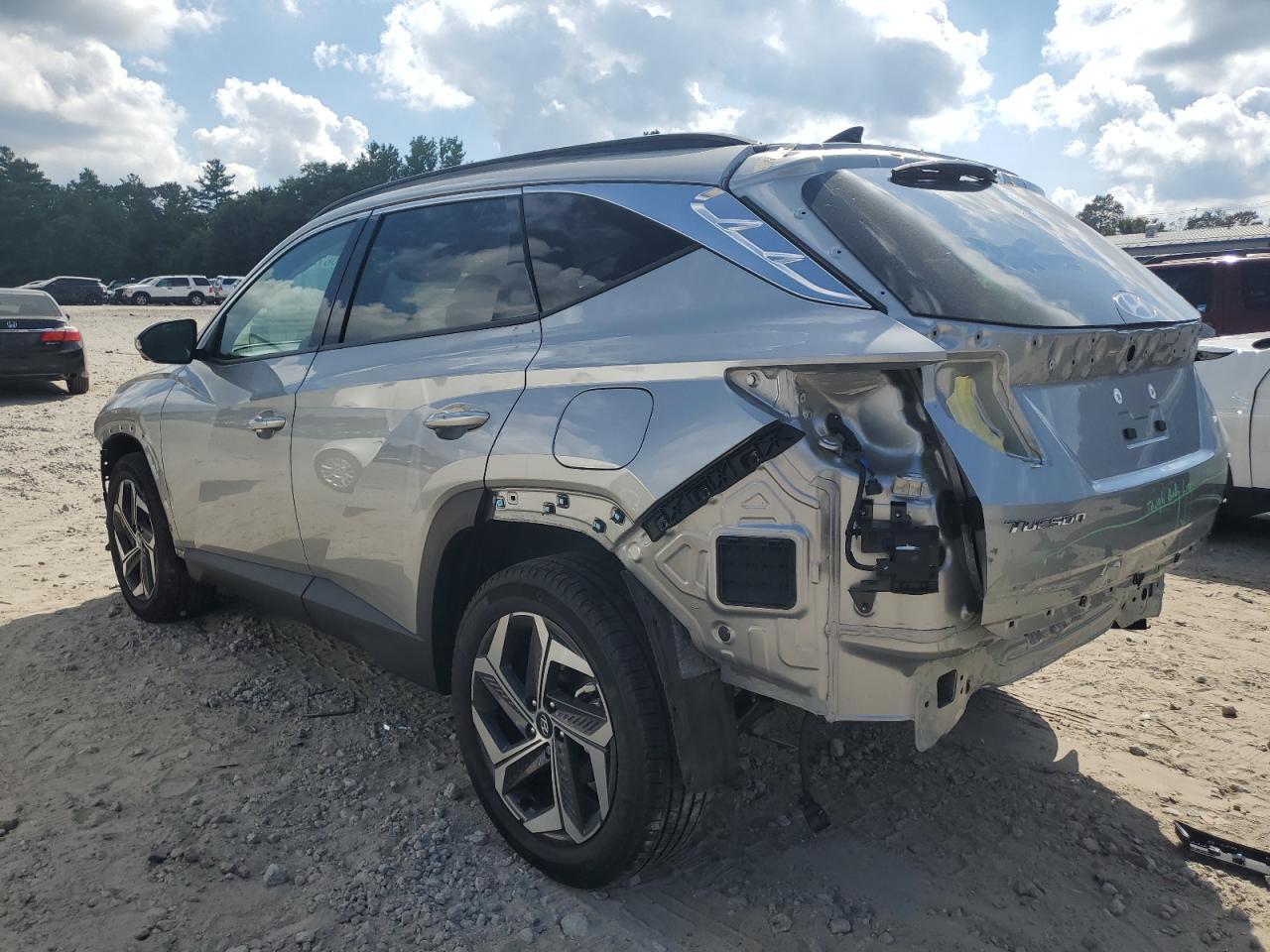 2024 Hyundai Tucson Limited - Image 2