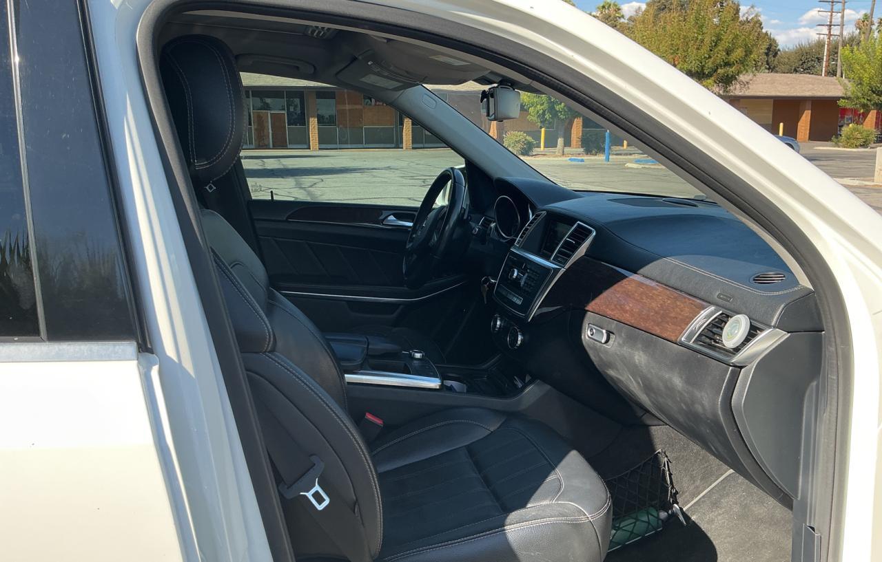 2014 Mercedes-Benz Gl 450 4Matic - Image 5