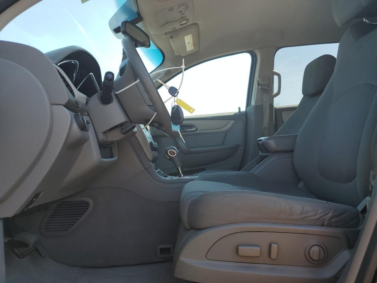 2017 Chevrolet Traverse Ls - Image 7