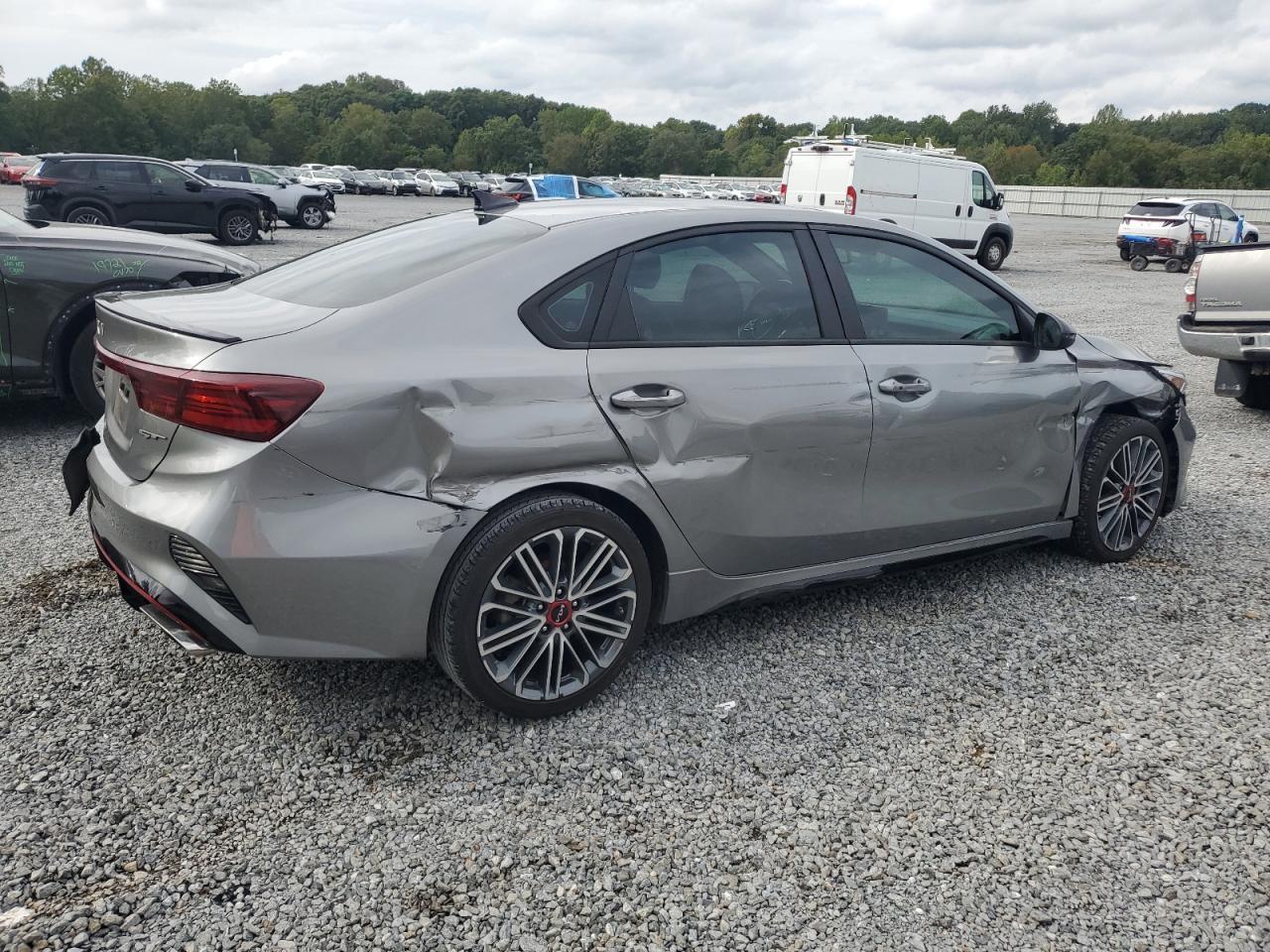 2022 Kia Forte Gt - Фото 3