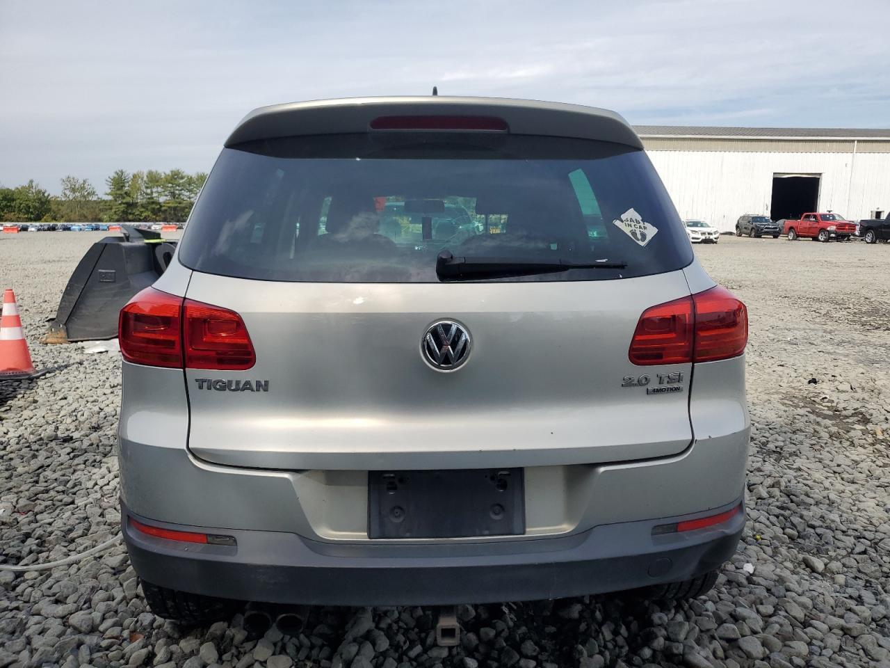 2013 Volkswagen Tiguan S - Фото 6