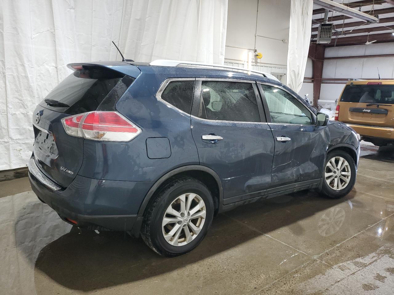 2016 Nissan Rogue S - Фото 3