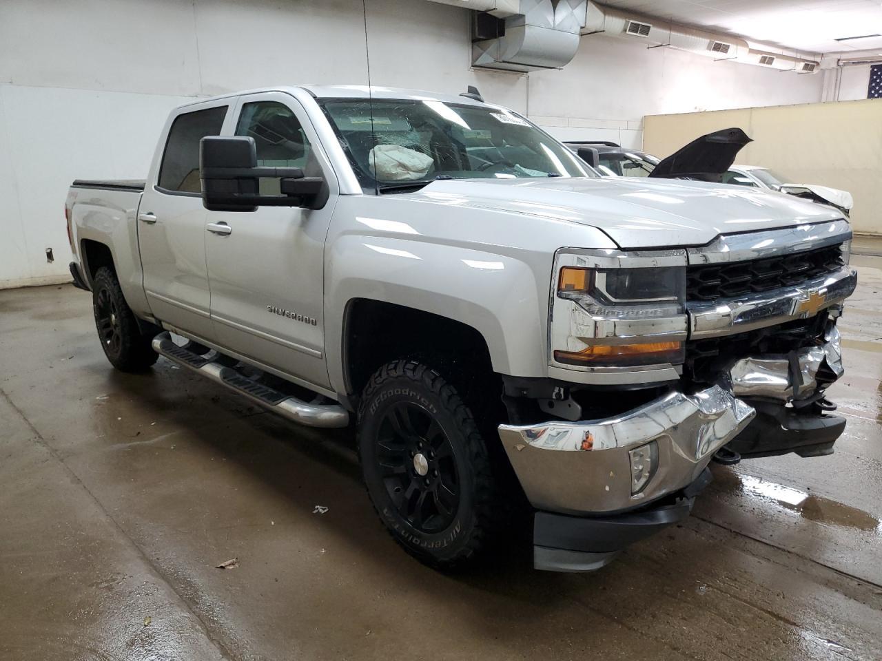 2017 Chevrolet Silverado K1500 Lt - Image 4