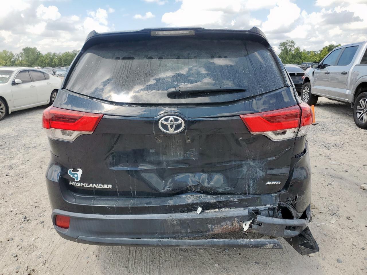 2019 Toyota Highlander Le - Фото 6