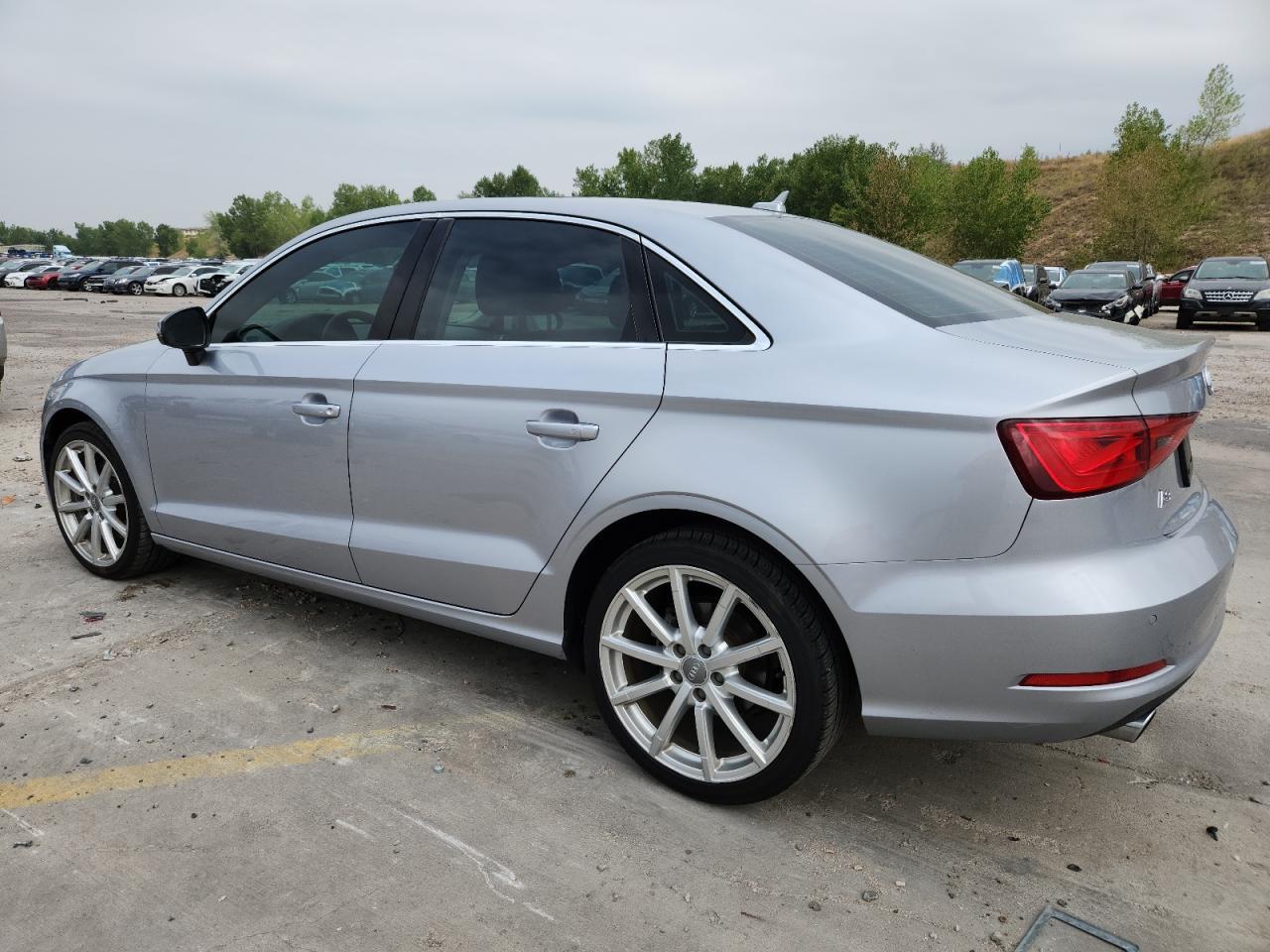 2015 Audi A3 Premium Plus - Фото 2