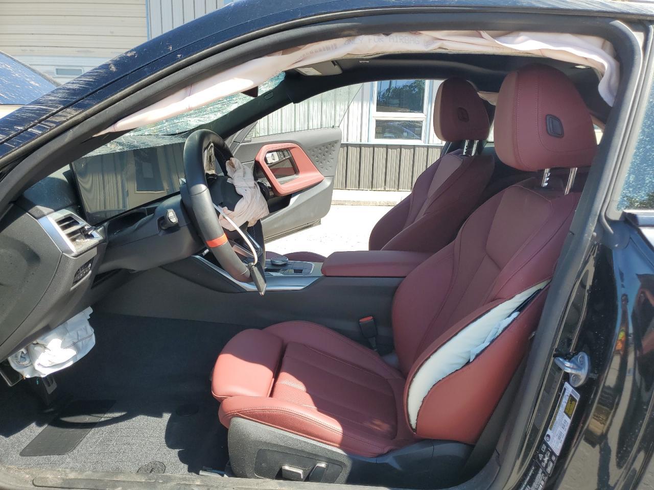 2025 BMW M240Xi - Фото 7