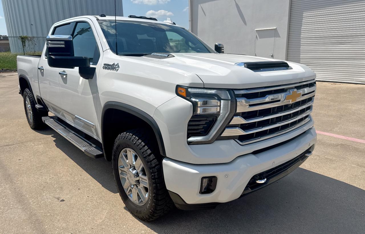 2024 Chevrolet Silverado K2500 High Country