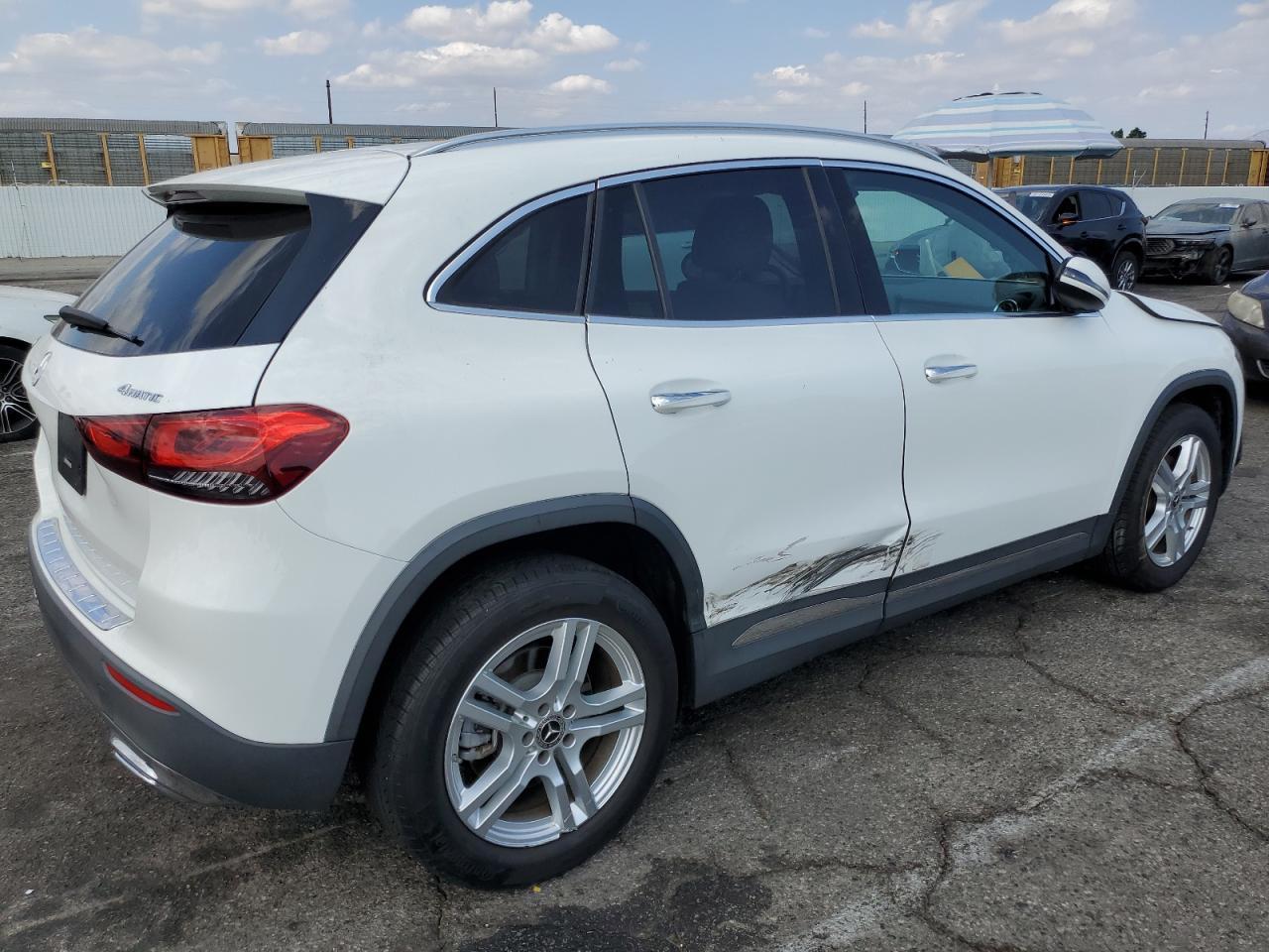 2021 Mercedes-Benz Gla 250 4Matic - Image 3