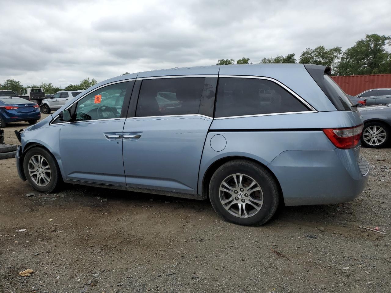 2011 Honda Odyssey Exl - Image 2