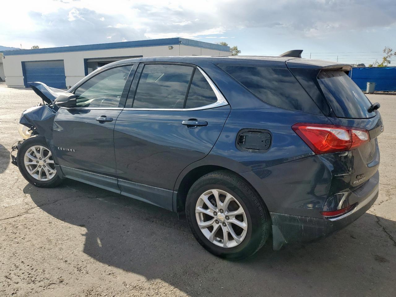2018 Chevrolet Equinox Lt - Фото 2