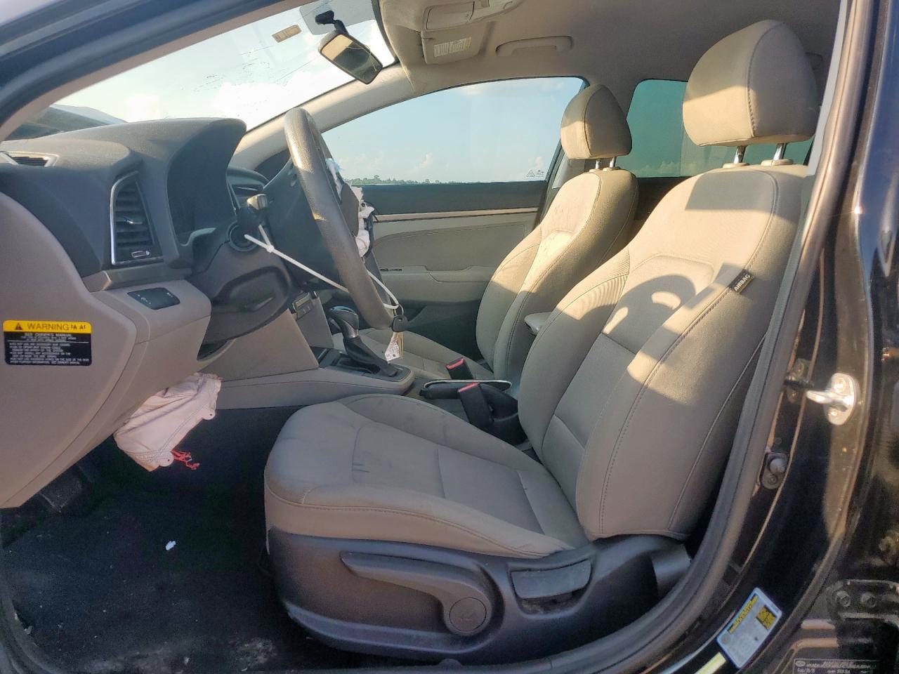 2018 Hyundai Elantra Se - Image 7