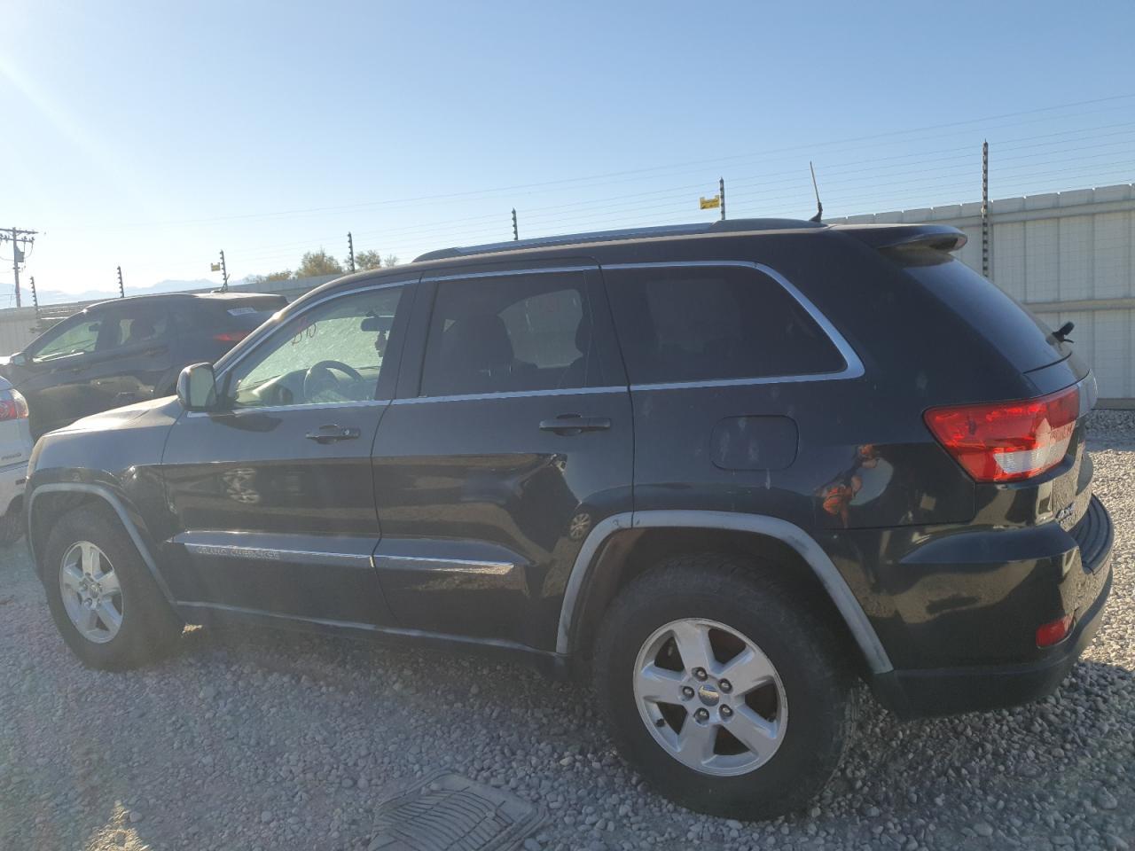 2011 Jeep Grand Cherokee Laredo - Фото 2