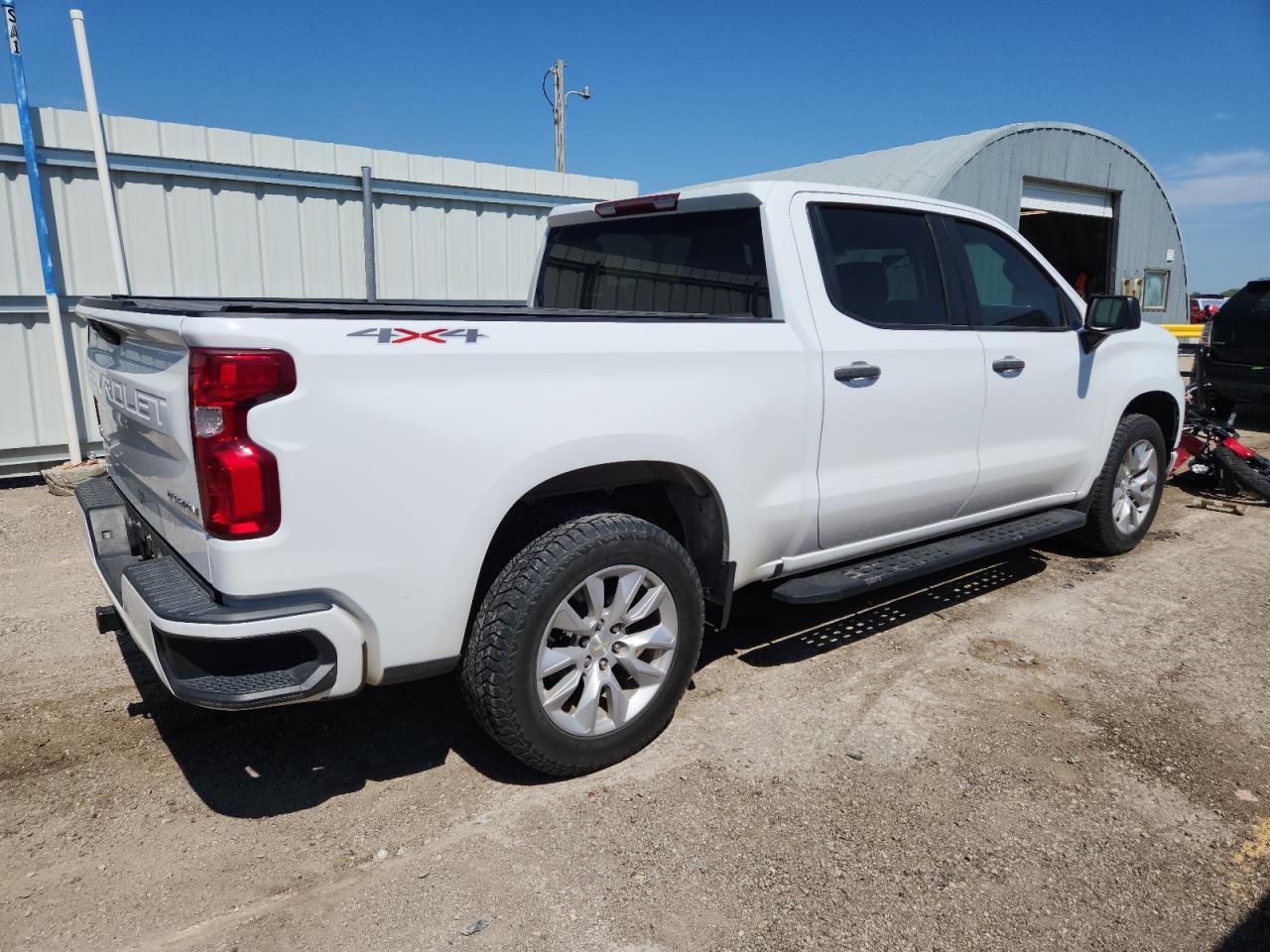 2019 Chevrolet Silverado K1500 Custom - Image 3